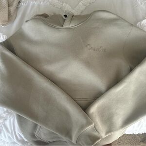Comfrt Hoodie Bone Like New Size Small Oversized NWOT